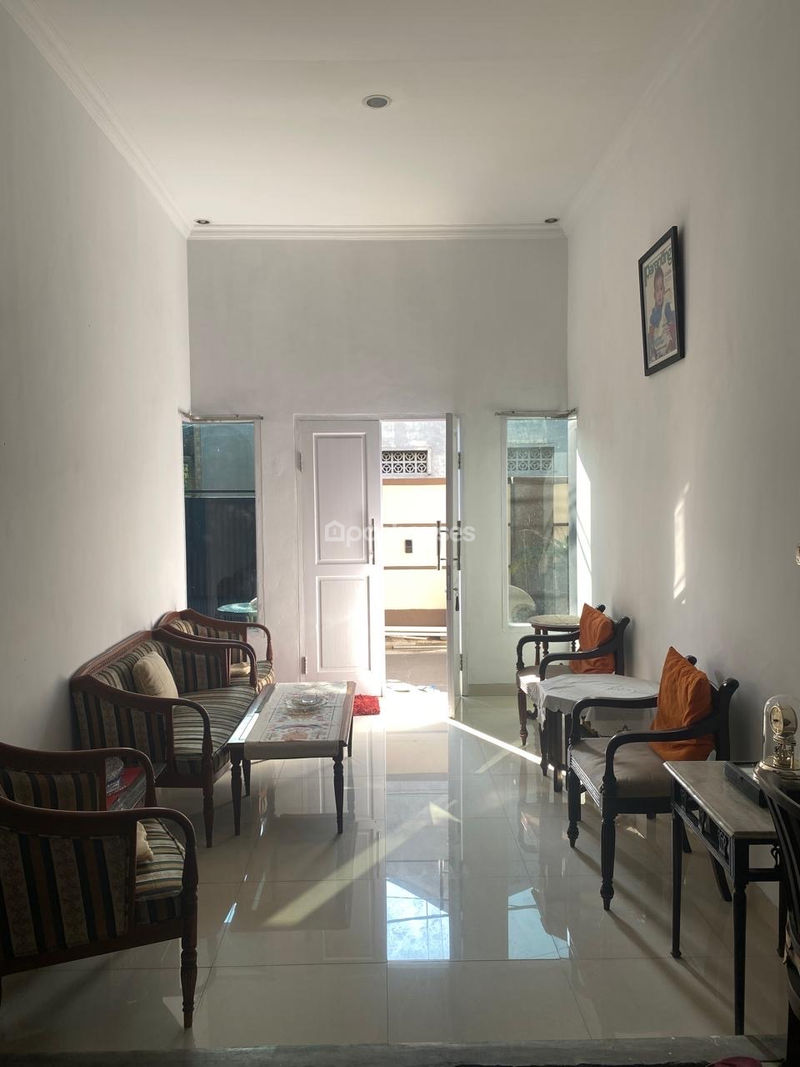 Jalan Taman Pelangi IV Blok E No.43