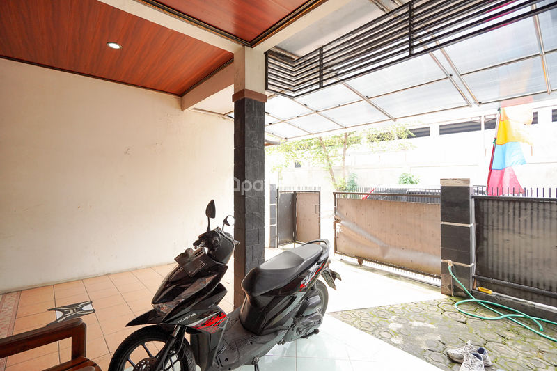 Komplek Pemda Jatiasih Blok B No.17
