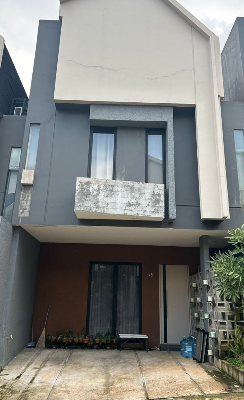 Perumahan Amadea Townhouse Blok A8