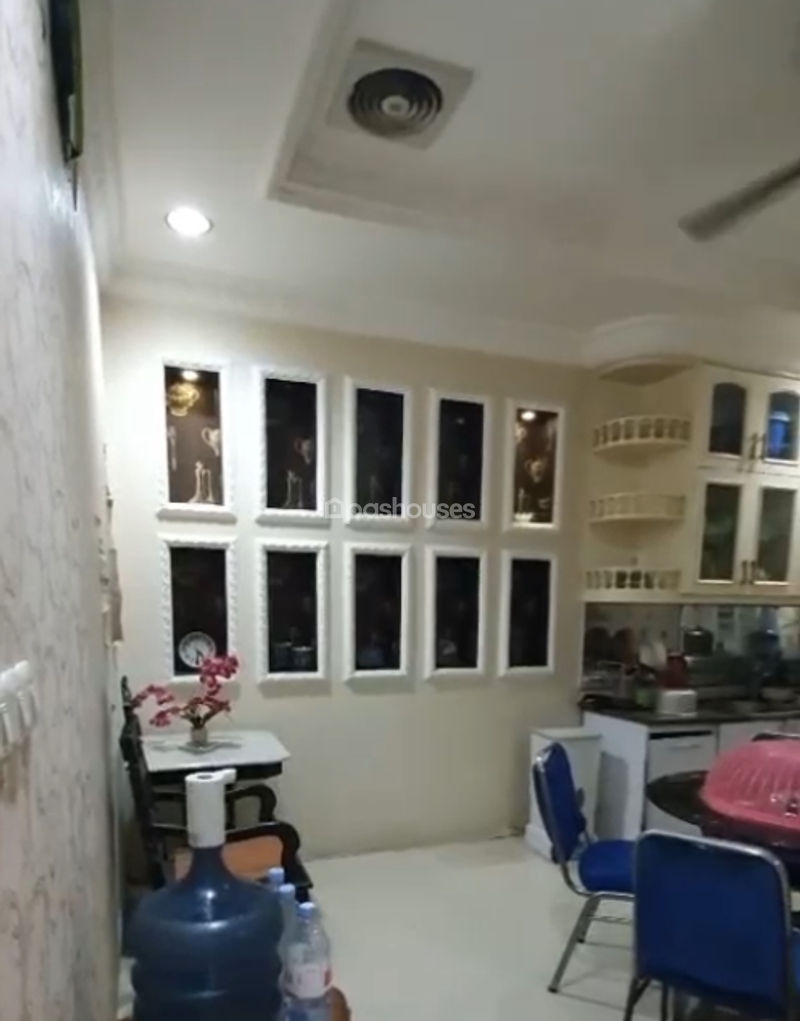 Paradise Serpong City Cluster Vista 1 Blok F10 No.15