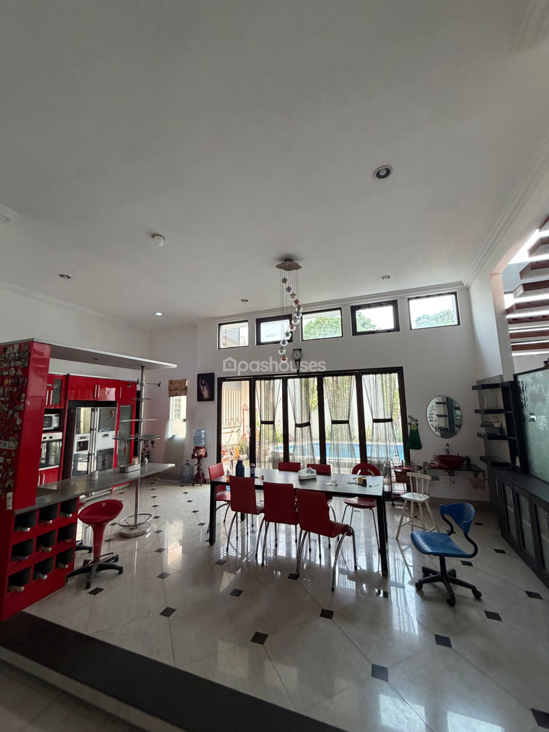 Jalan Taman Sutera Magnolia No.8