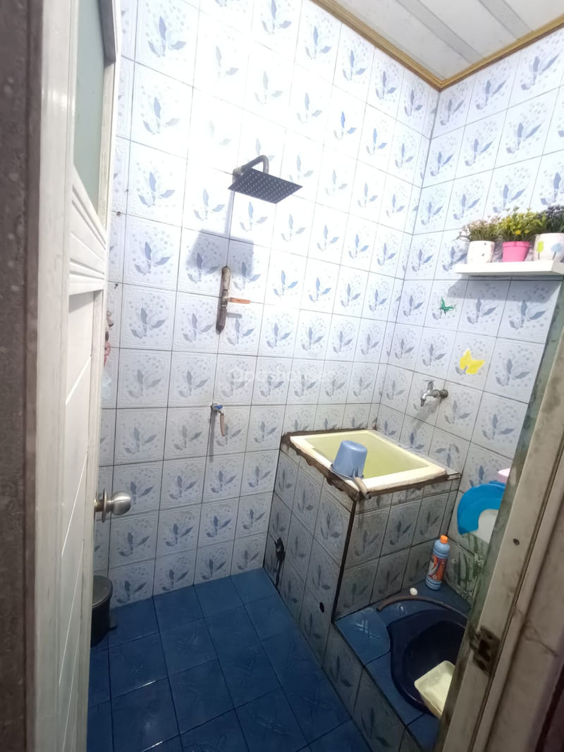 Taman Narogong Indah Blok E19 No.16