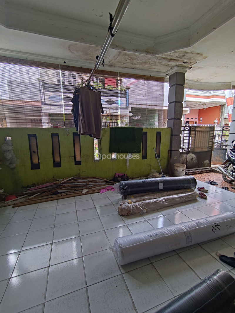 Jalan Jayanegara Raya Tangerang