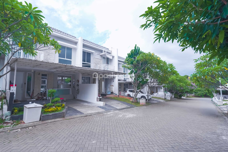 Grand Cibubur Country Cluster Royal Wood