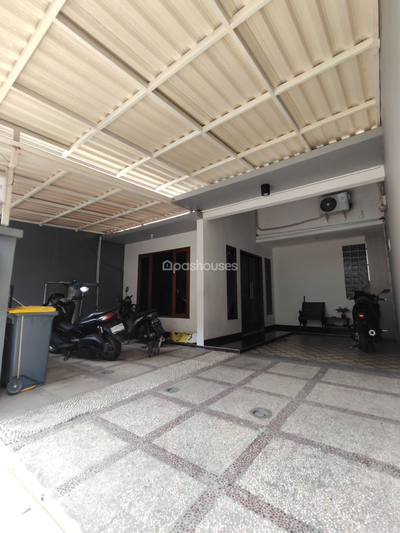 Jalan Danau Medara B1 No.112