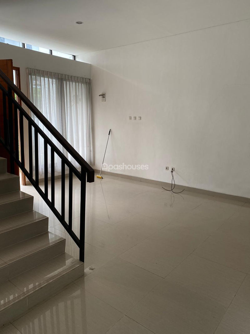 Perumahan Belle Legoso Residence Blok C6