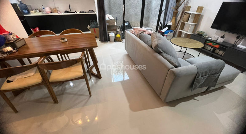 Perumahan Amadea Townhouse Blok A8