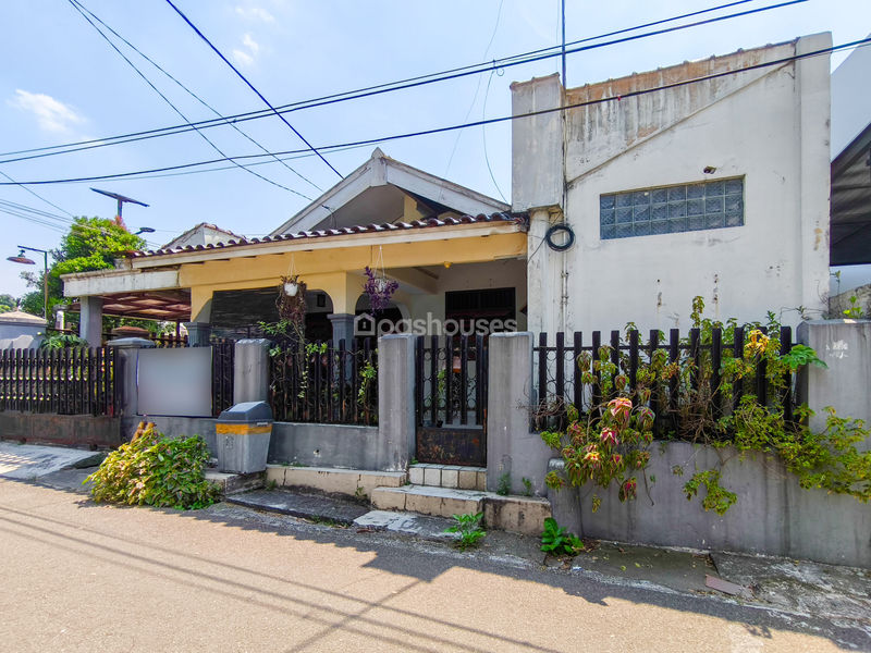 Jalan Mawar Merah Bogor