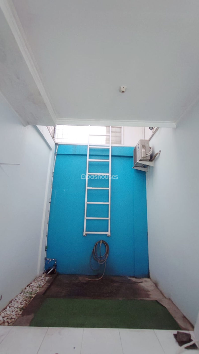 Perumahan Royal Park Residence Cluster Europa Blok C6 No.8