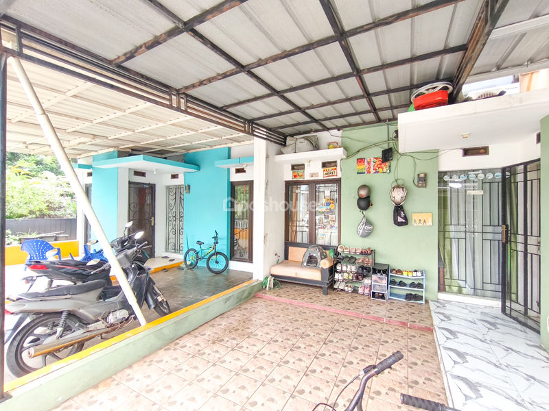 Graha Raya Cluster Verina Blok L No.32