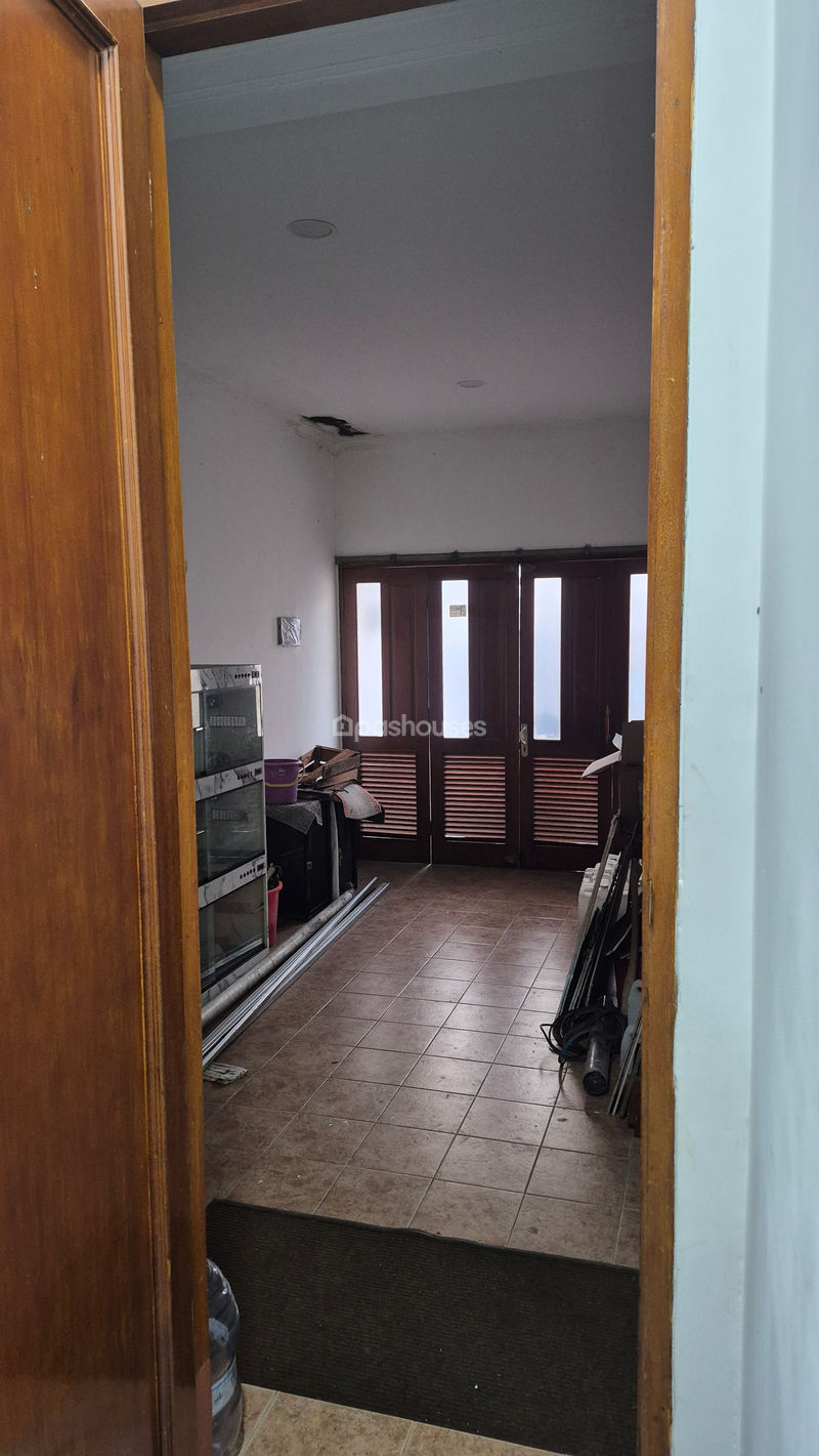 Perumahan Bumi Karang Indah, Jl Karang Asri III