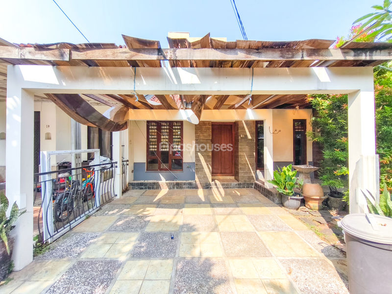 Jl. Taman Ubud