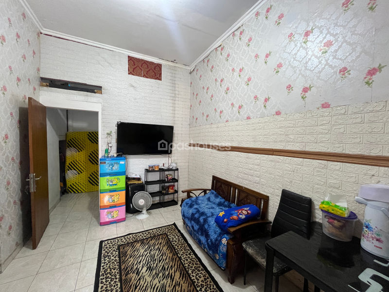 Jalan Kemang Sari 4 Blok B