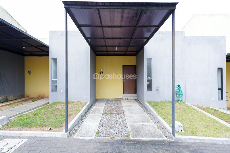 Perumahan Samanea Hill Blok C No.05