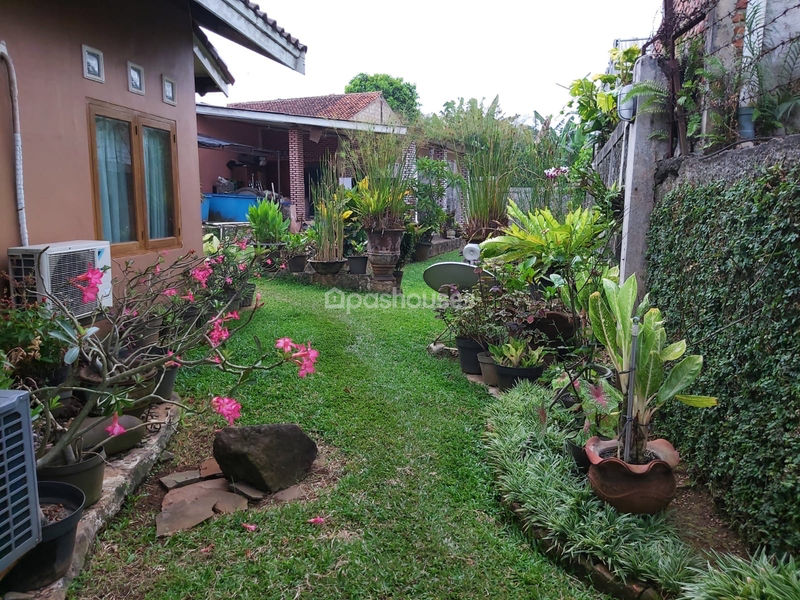 Jalan Cendrawasih Blok A No.888