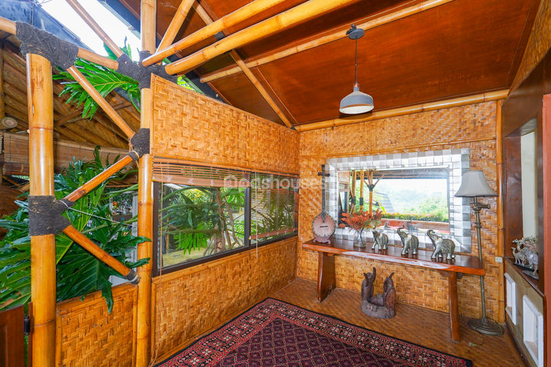 Villa Saung Ibu Bogor