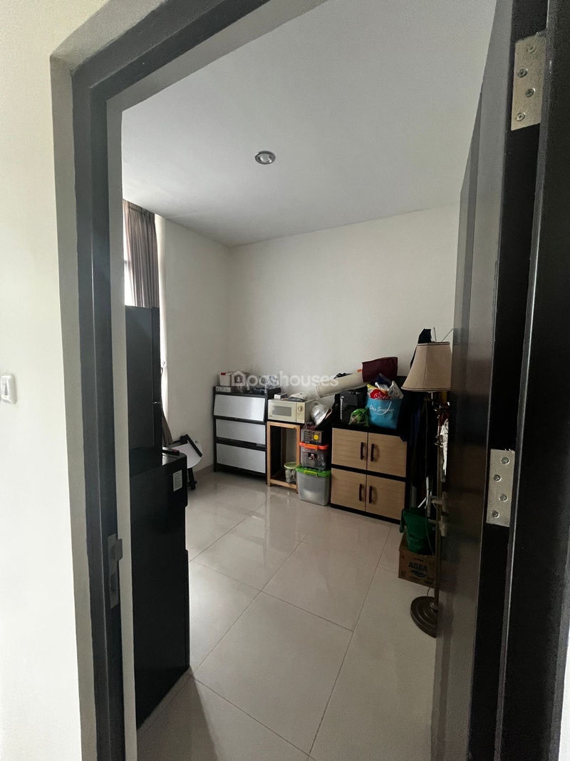 Perumahan Golden Hills Cluster Alpen Blok D18