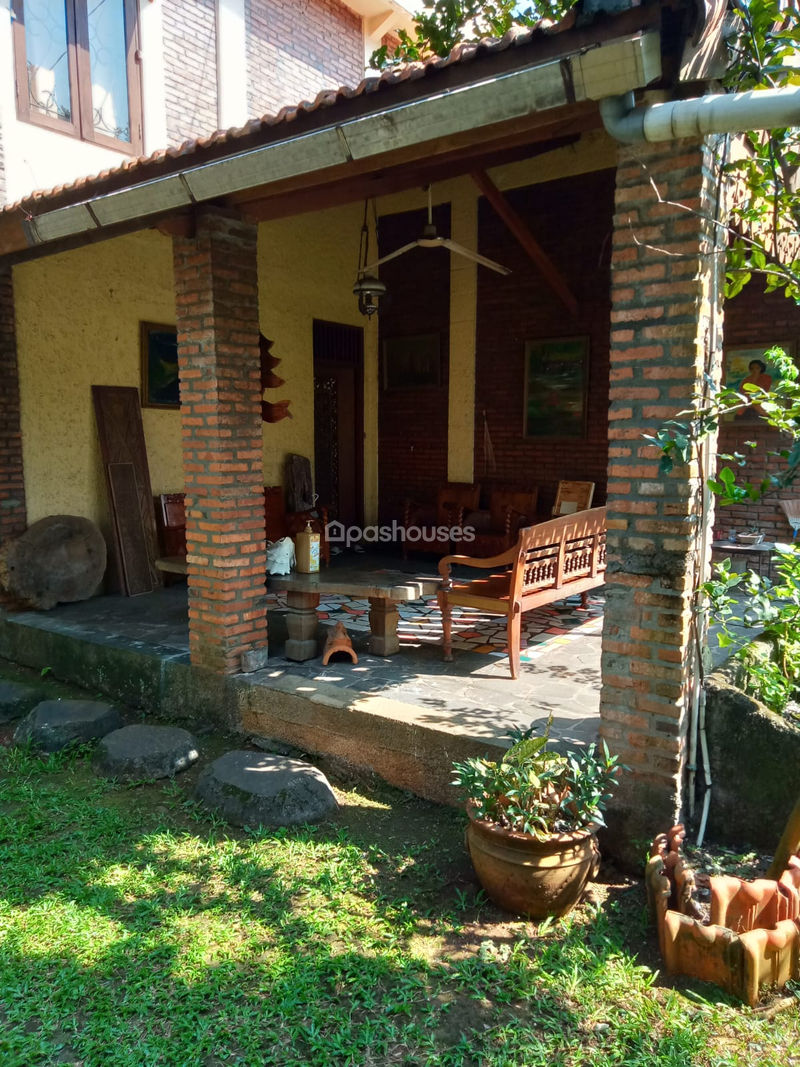 Jalan Cabe IV No.100 Pamulang