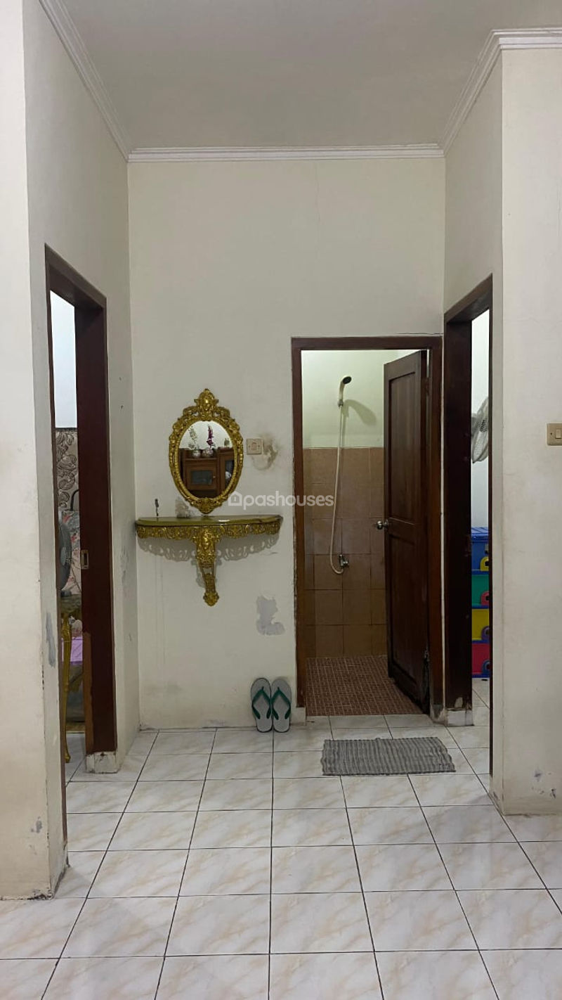 Perumahan Graha Kartika Pratama Blok B1 No.17