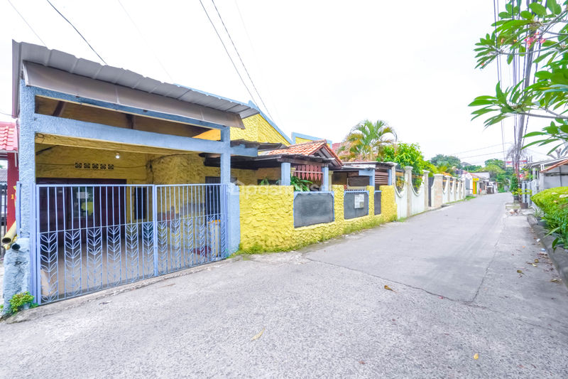 Jalan Pisangan Raya