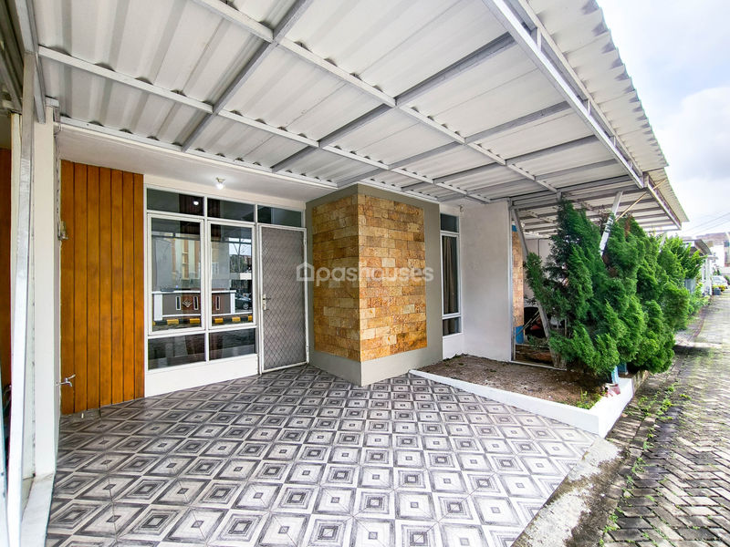 Aryana Karawaci Cluster Green