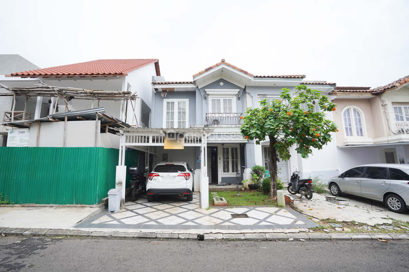 Lippo Village