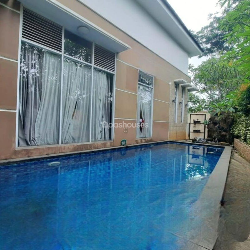 Graha Raya Cluster Valencia
