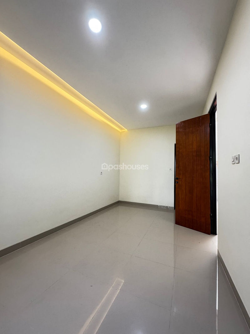 Kencana Loka BSD Blok T1 No.12