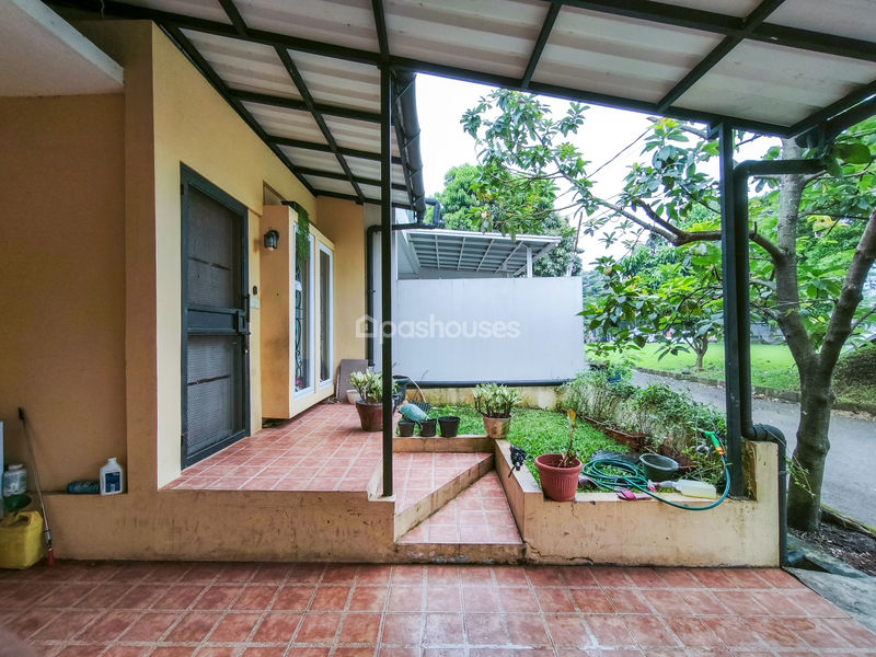 Cilebut Residence 1 Cluster Bougenville Blok I1 No.12
