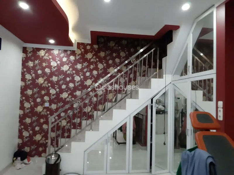 Royal Tajur Residence