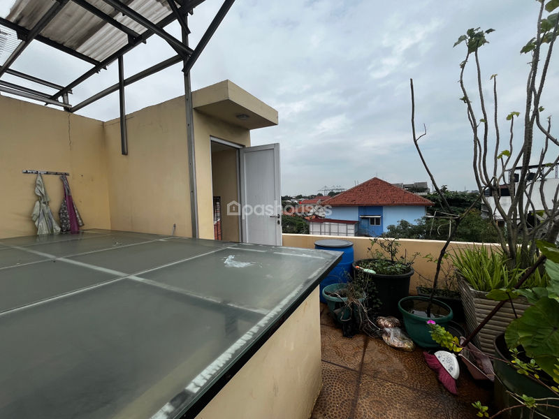 Jalan Kebantenan 7 No.49