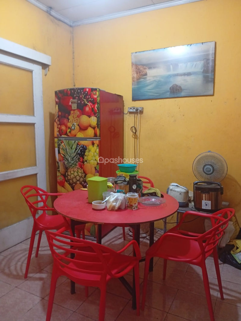 Jalan Agung No.82
