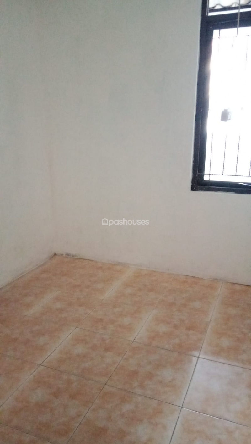 Perumahan Villa Mutiara Blok I4 No.16