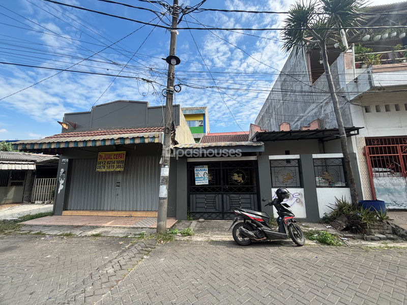 Villa Regency Tangerang 2