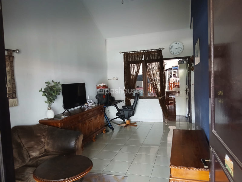 Perumahan Harapan Indah Cluster Flamboyan Blok 42 No.5