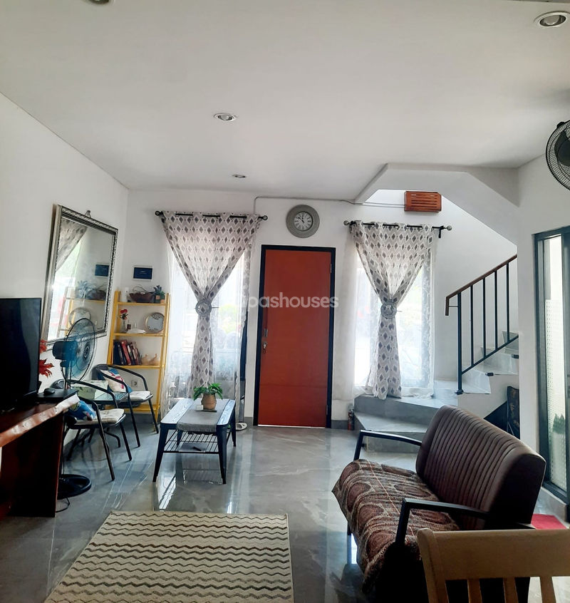 Perumahan Trevista Hills Cluster Menteng Residence Blok G No.19