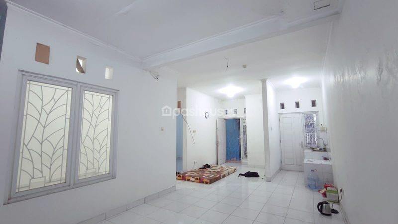 Perumahan Royal Park Residence Cluster Europa Blok C6 No.8