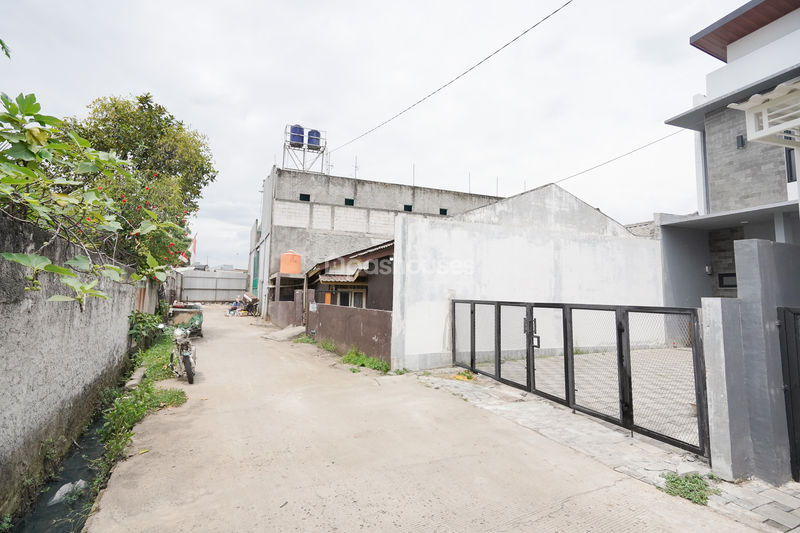 Perumahan Le Huis Jatiwaringin 