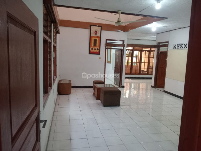 Jalan Menteng Atas Barat No.24