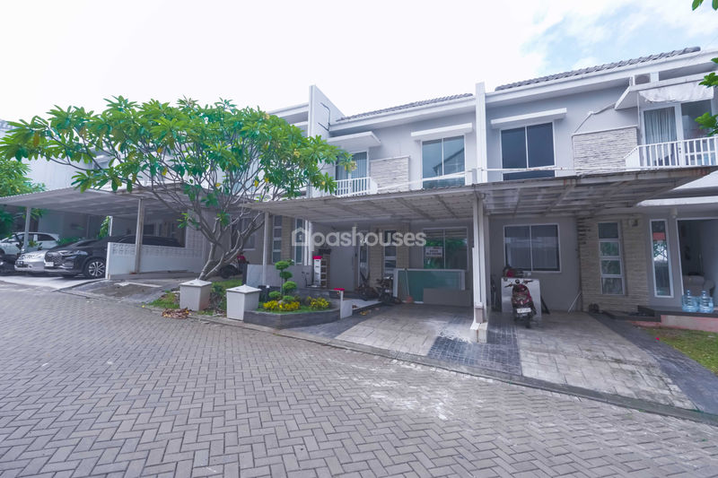 Grand Cibubur Country Cluster Royal Wood