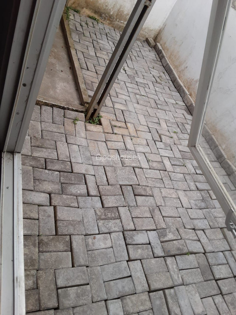 Perumahan Bizhome Cluster Beryl Blok R27/06
