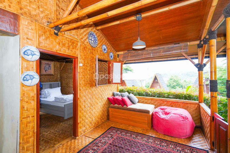 Villa Saung Ibu Bogor