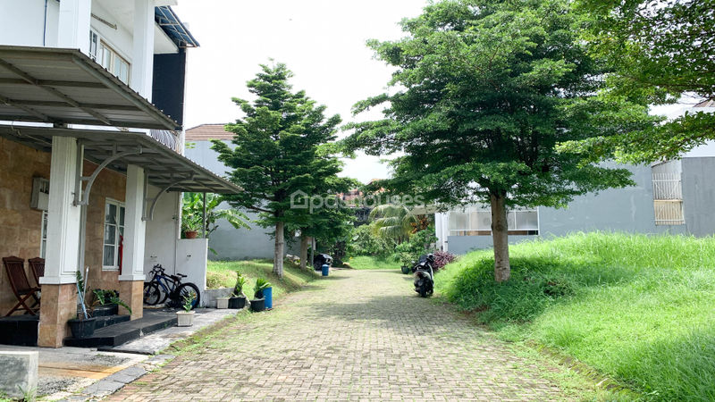 Madani Residence