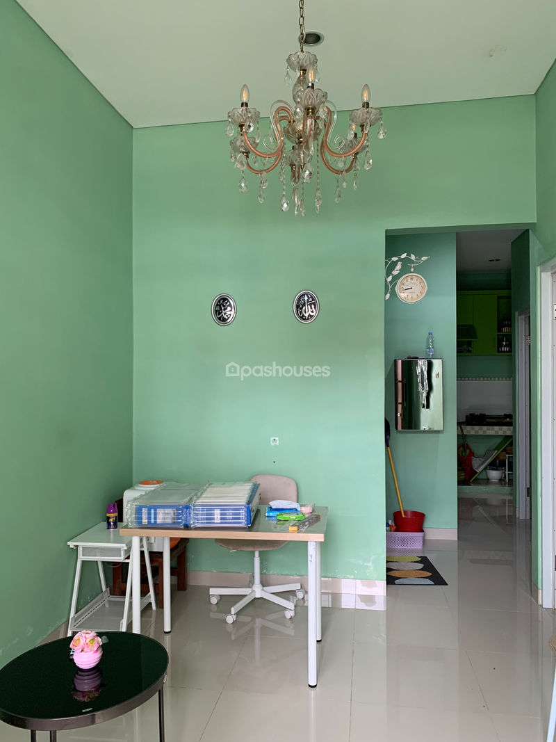 Komplek Trevista Residence Blok B-12