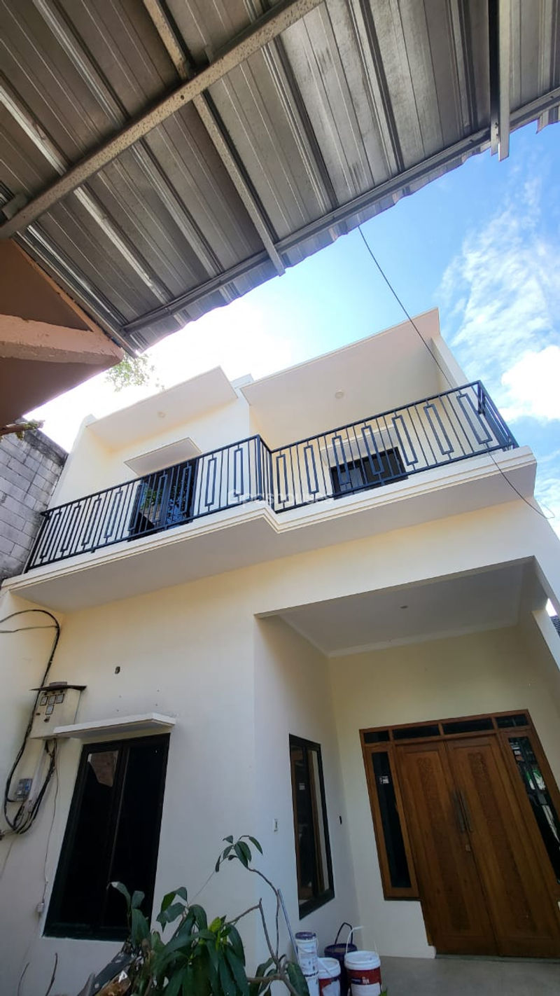 Jalan Tanah Merdeka Ciracas