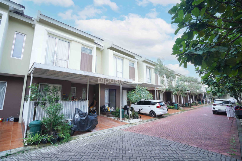 Malibu Village Paramount Gading Serpong