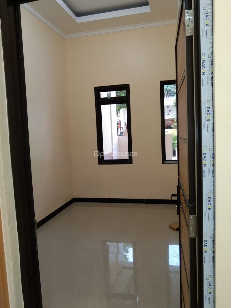 Perumahan Villa Mutiara Blok D10 No.24