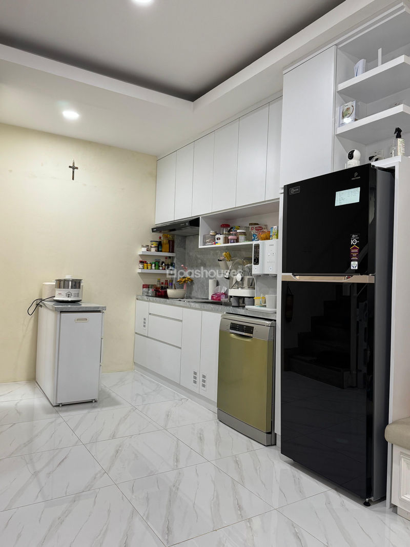 Paradise Serpong City Cluster Carara Blok J36 No.6