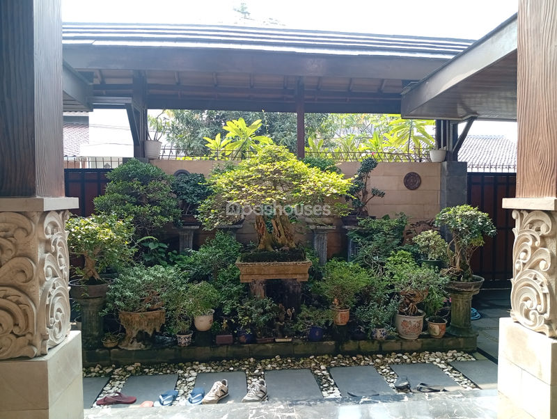Jalan Kusuma Utara Raya Blok 15 No.30