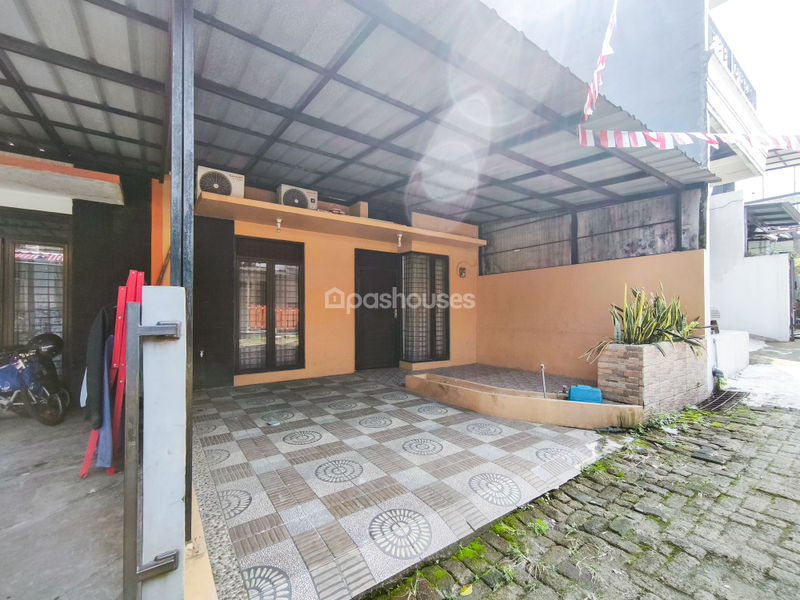 Townhouse Mutiara Pasir Kuda Blok A8